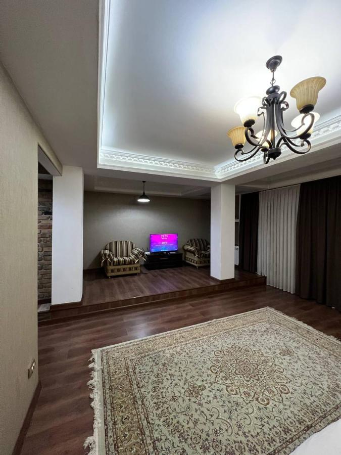 Lite Guest House Бишкек Екстериор снимка