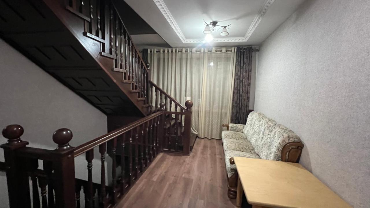 Lite Guest House Бишкек Екстериор снимка