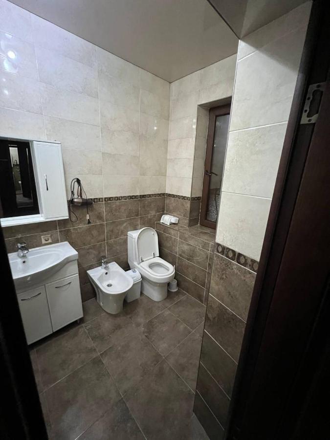 Lite Guest House Бишкек Екстериор снимка